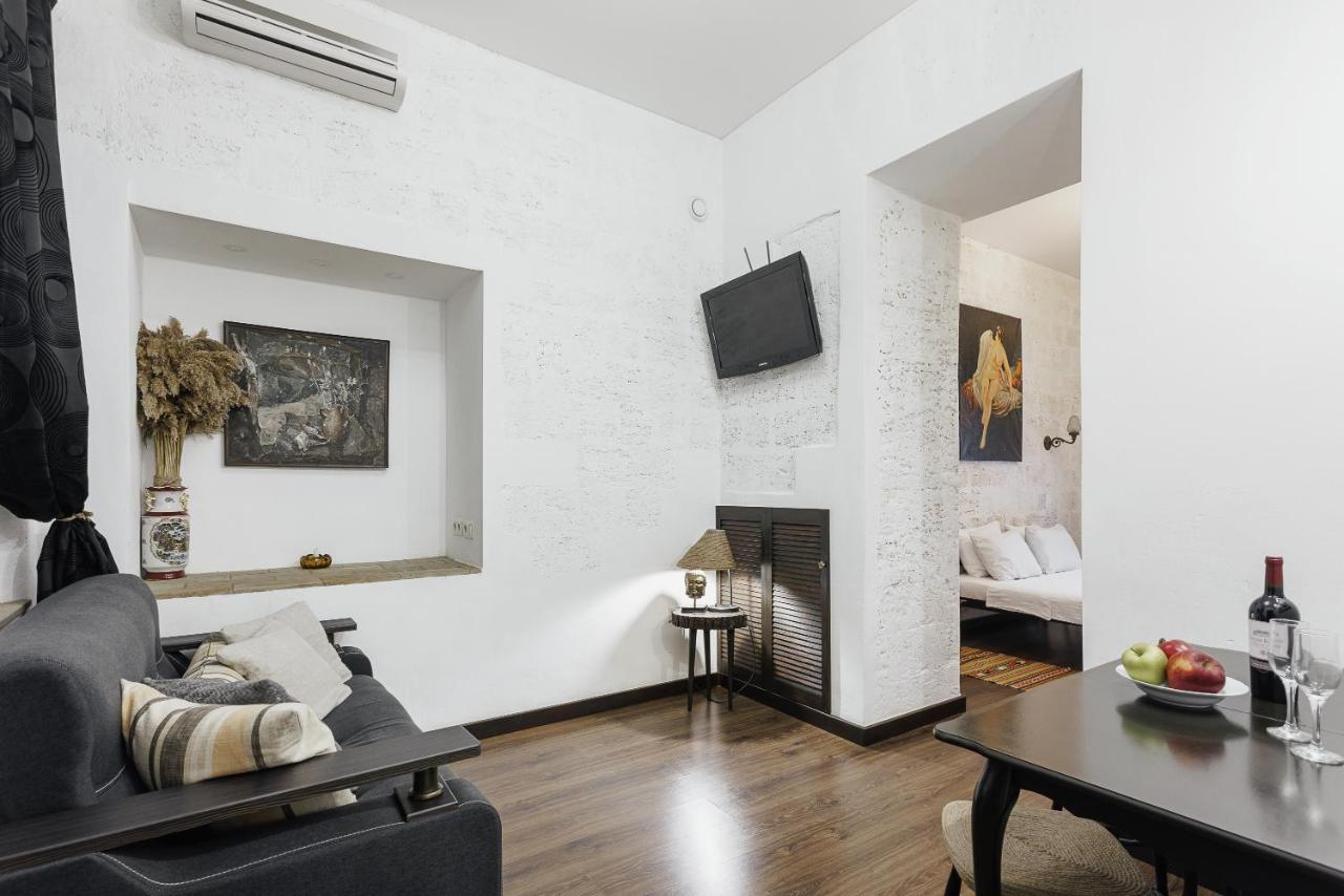 Center Sea Pearl Apartment โอเดสซา ภายนอก รูปภาพ